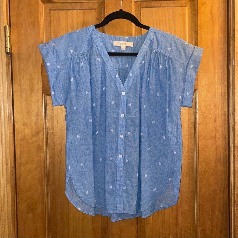 LOFT Button Down Short Sleeve Top